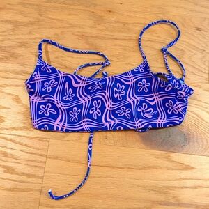 Skatie swim top
